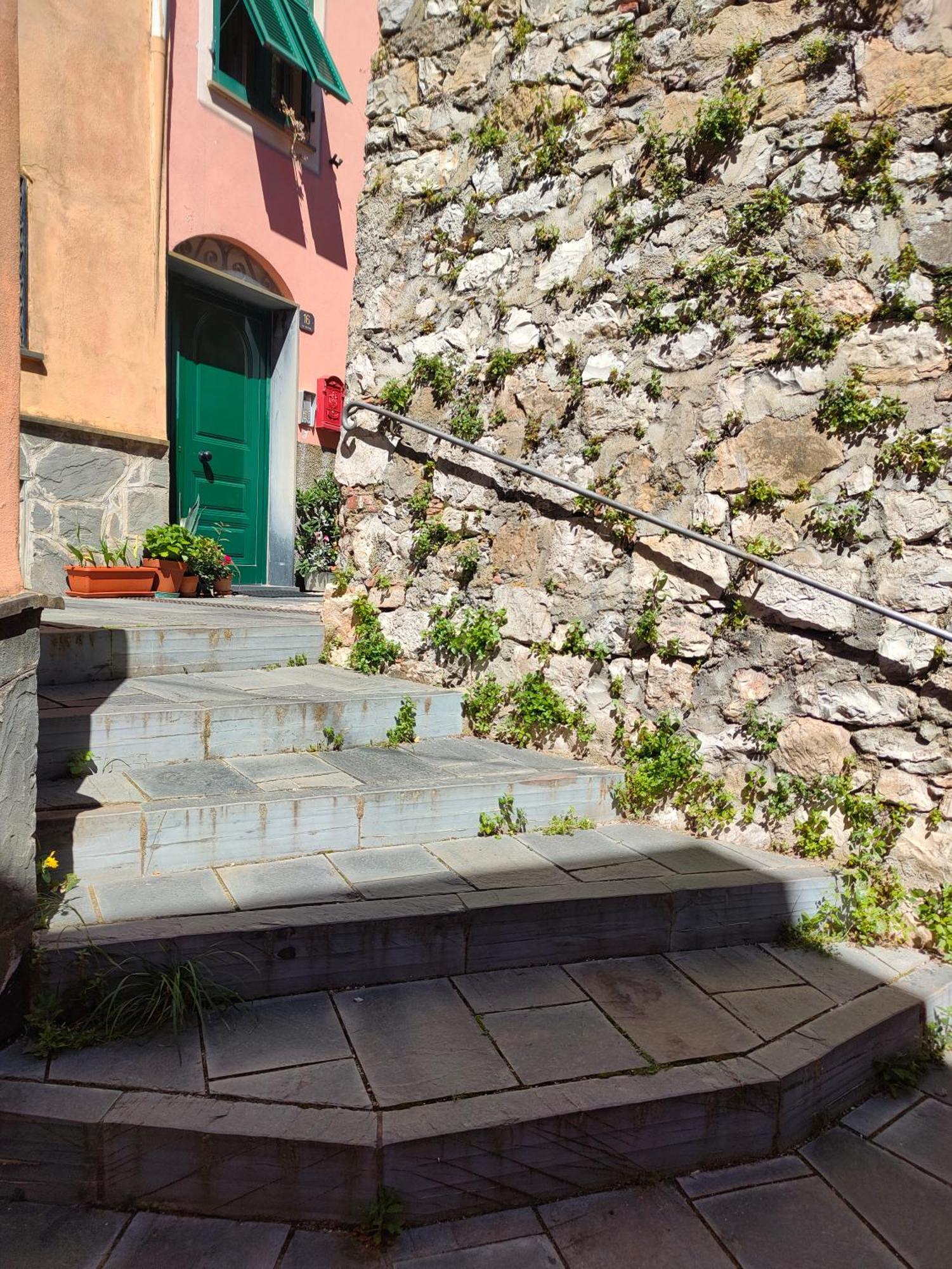 Camera Tra Le Cinque Terre, Camogli E Portofino. Vista Valle E Scorcio Mare All'Orizzonte 카스티글리오네 키아바레세 외부 사진