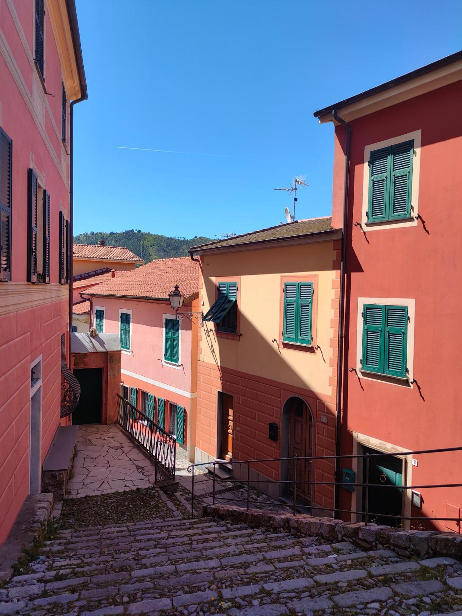 Camera Tra Le Cinque Terre, Camogli E Portofino. Vista Valle E Scorcio Mare All'Orizzonte 카스티글리오네 키아바레세 외부 사진